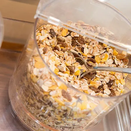 安吉里克酒店 2* 萨索斯