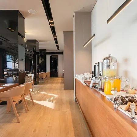 Angelica Hotel 2*